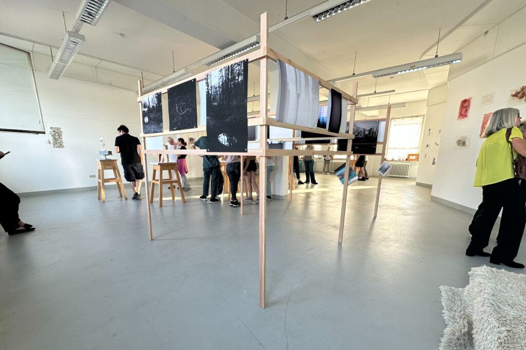 Ausstellung mit der Freien Kunstakademie Frankfurt 4 Ausstellung mit der Freien Kunstakademie Frankfurt